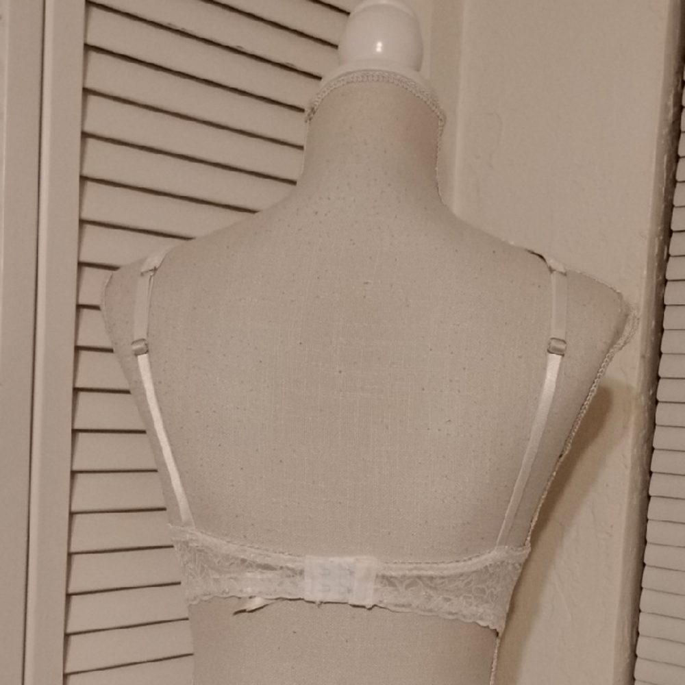 Jessica Simpson Lace Underwire Bra - Cream - Picture 3 of 4